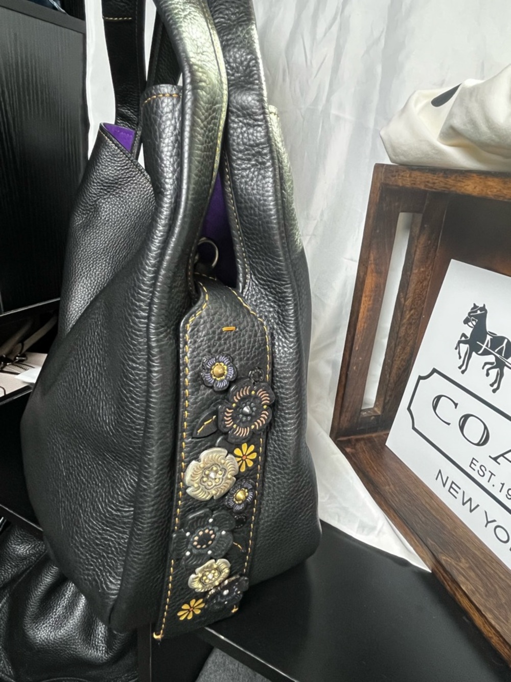Coach 1941 Bandit Hobo 39 *RARE* - Picture 5 of 12